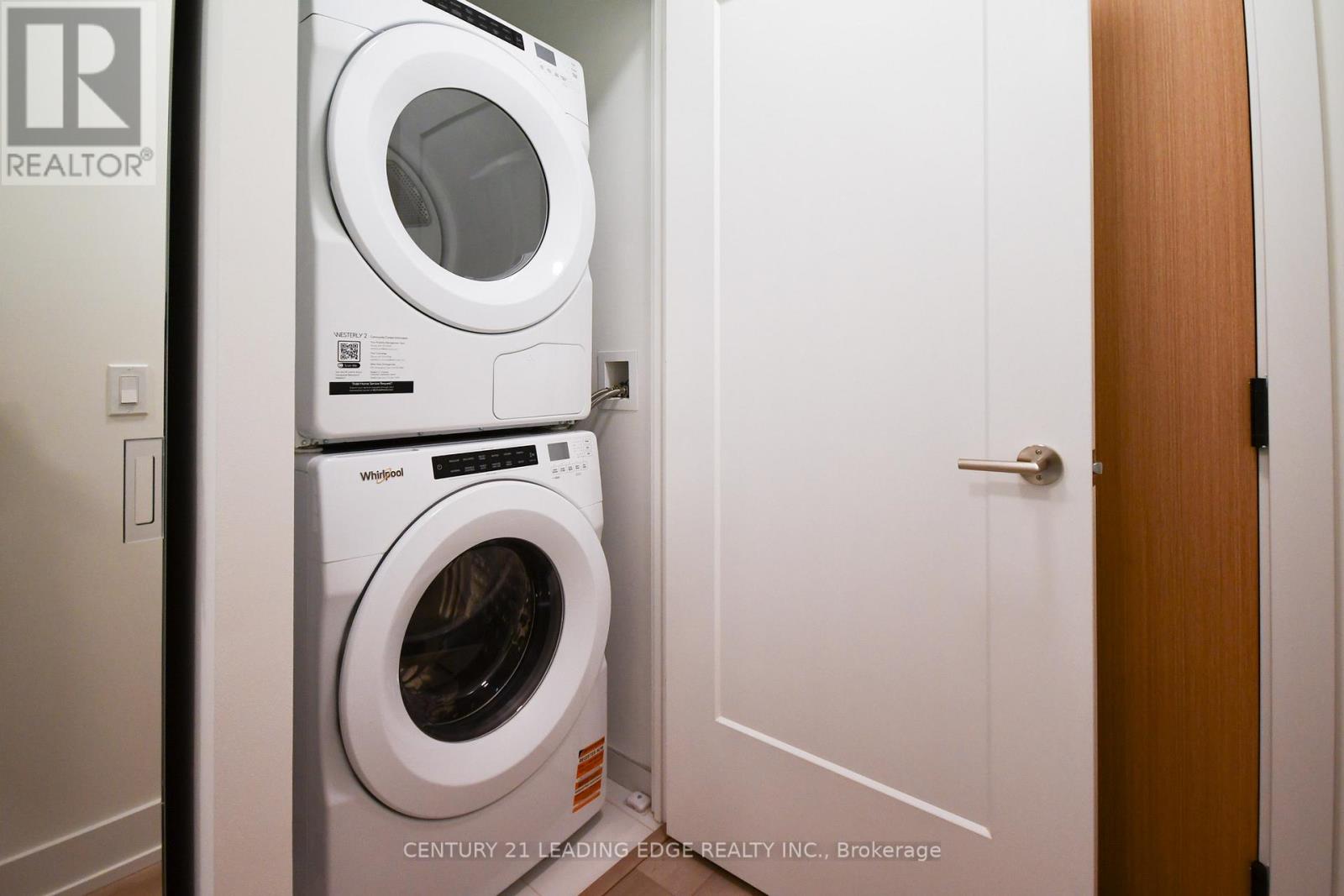 Ph10 - 60 Central Park Roadway, Toronto, Ontario  M9A 0E6 - Photo 7 - W13049452