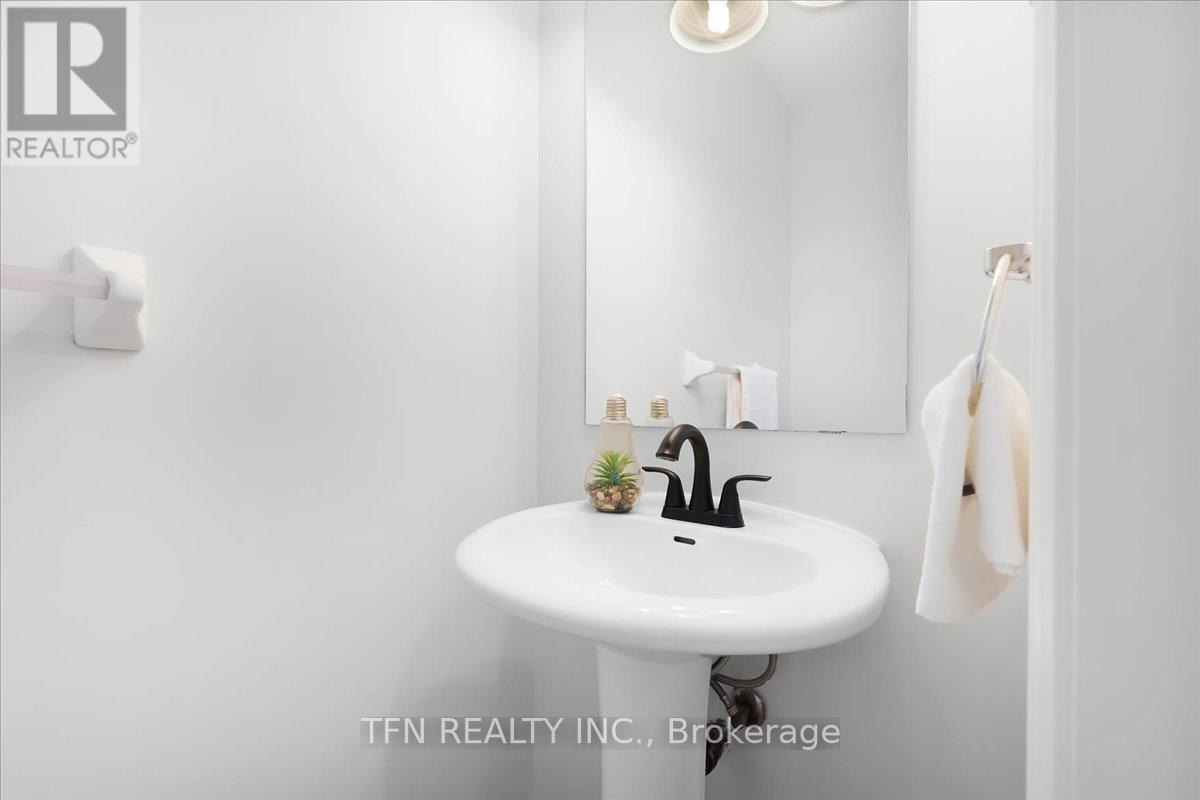 70 Sewells Lane, Brampton, Ontario  L7A 2Z8 - Photo 14 - W13049460