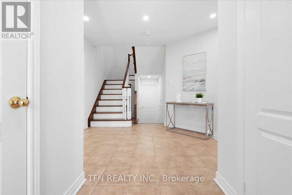 70 Sewells Lane, Brampton, Ontario  L7A 2Z8 - Photo 15 - W13049460