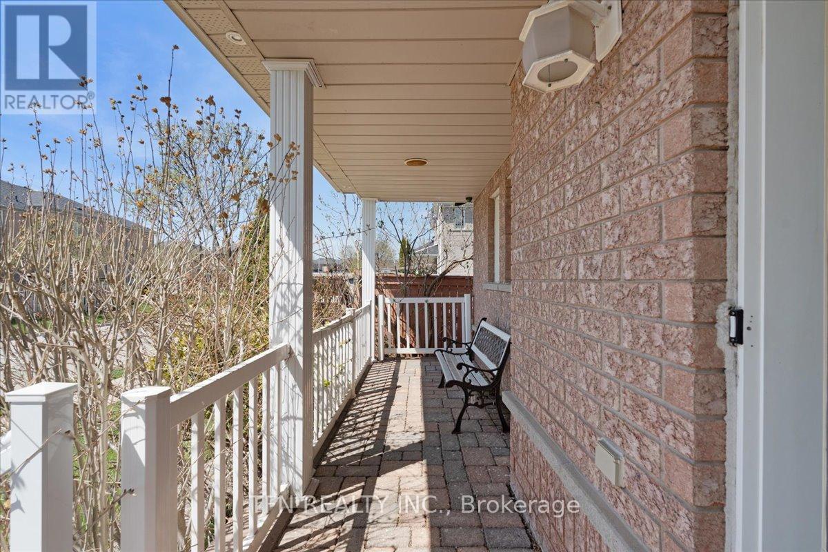 70 Sewells Lane, Brampton, Ontario  L7A 2Z8 - Photo 35 - W13049460