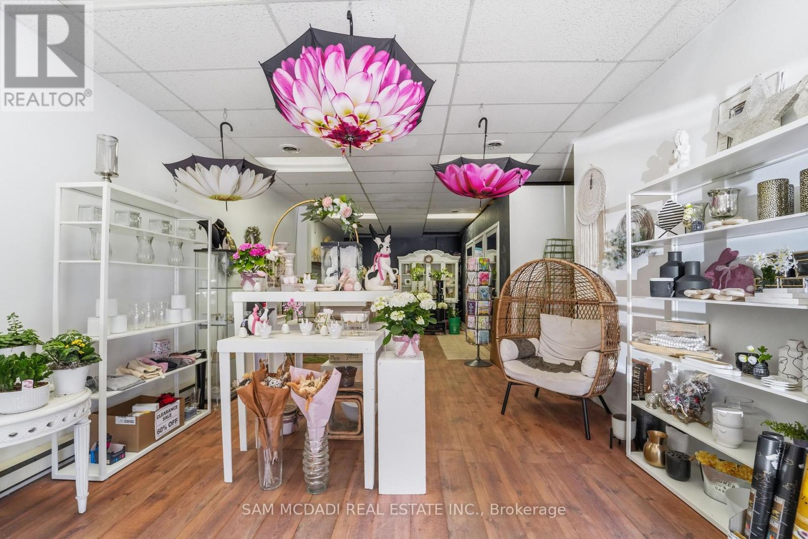 4142 Dundas Street W, Toronto, Ontario  M8X 1X3 - Photo 13 - W13049472