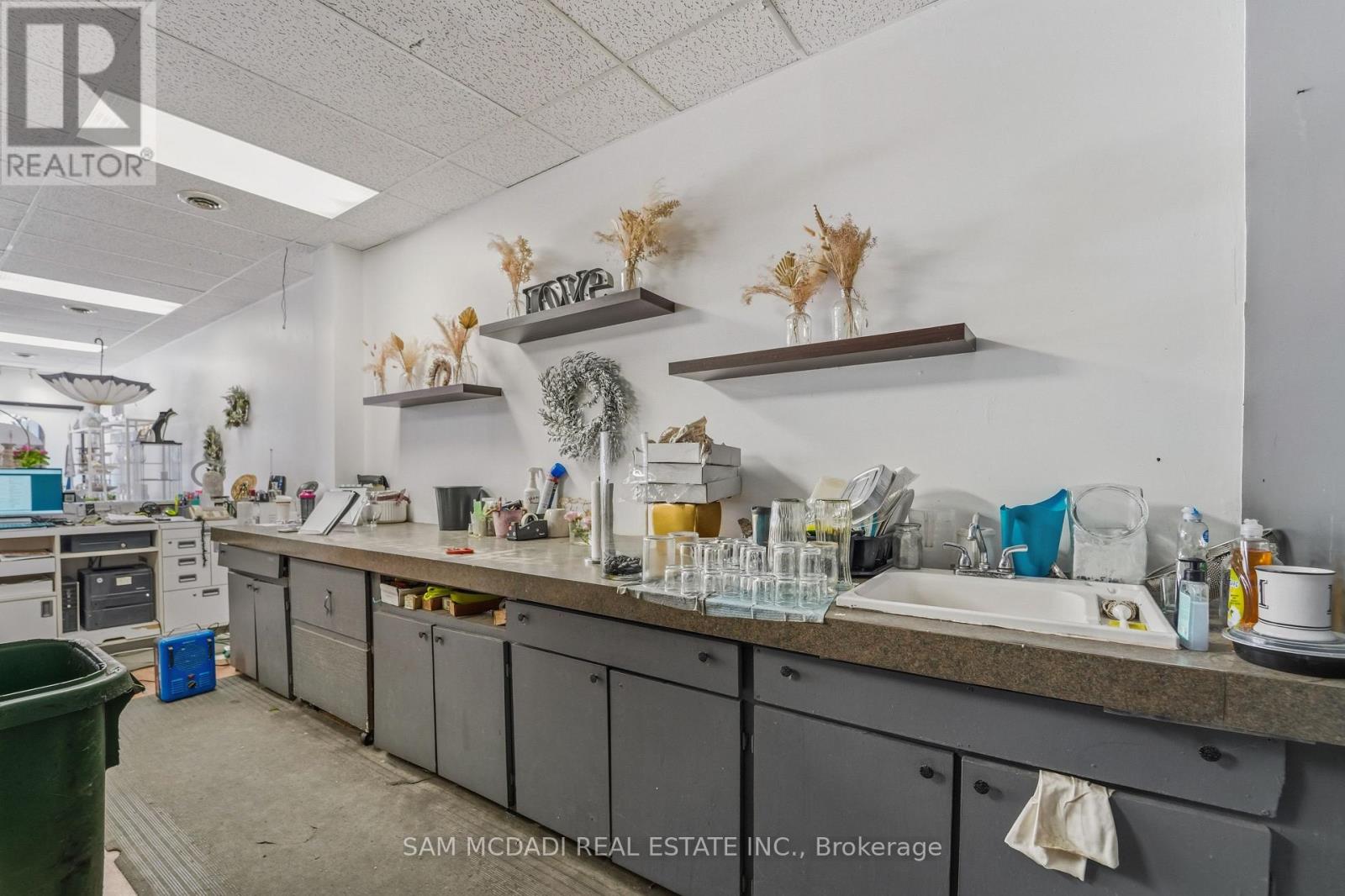 4142 Dundas Street W, Toronto, Ontario  M8X 1X3 - Photo 15 - W13049472