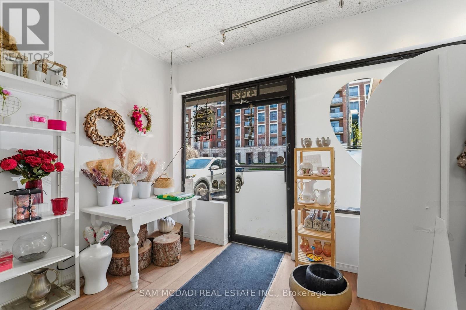 4142 Dundas Street W, Toronto, Ontario  M8X 1X3 - Photo 16 - W13049472