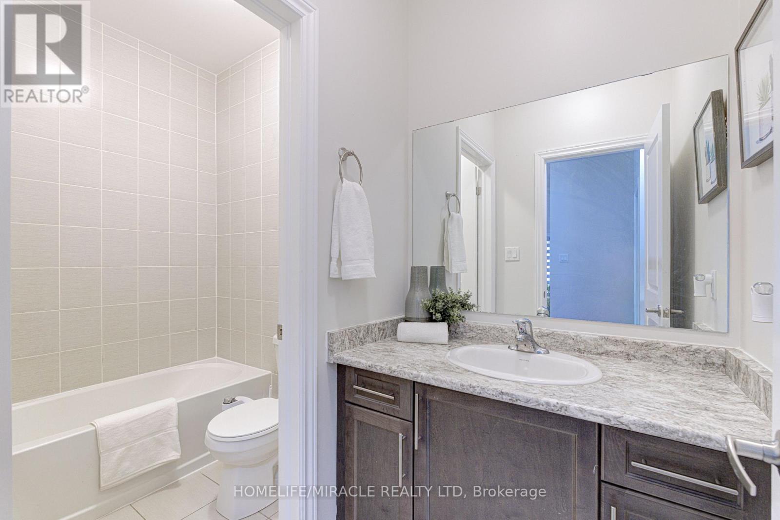 13 Truffle Court, Brampton, Ontario  L7A 5A6 - Photo 38 - W13049498