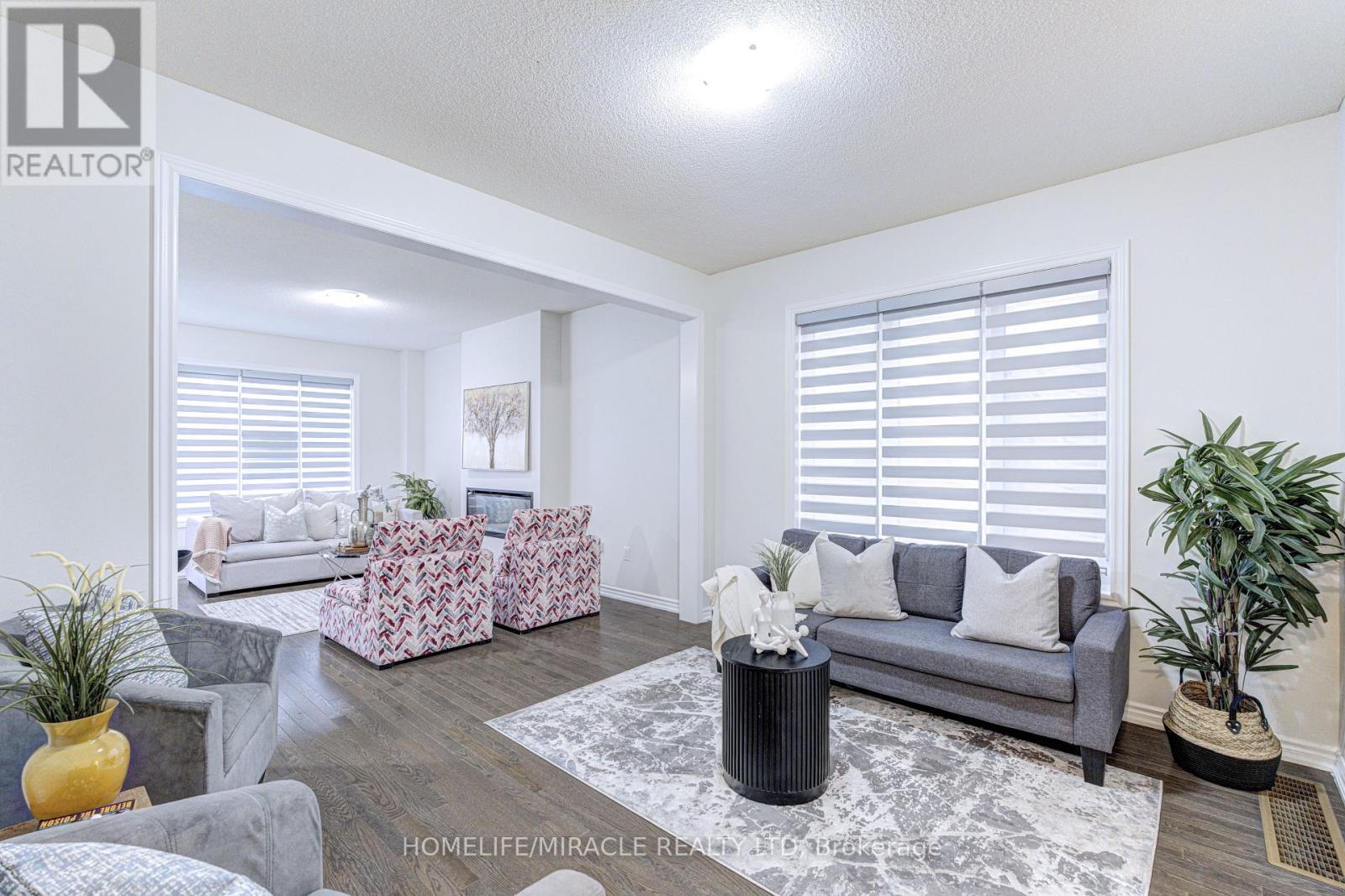 13 Truffle Court, Brampton, Ontario  L7A 5A6 - Photo 7 - W13049498