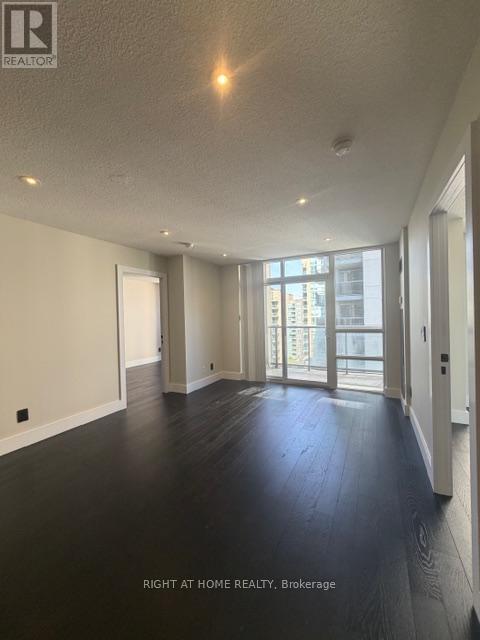 1002 - 3 Michael Power Place, Toronto, Ontario  M9A 0A2 - Photo 6 - W13049500