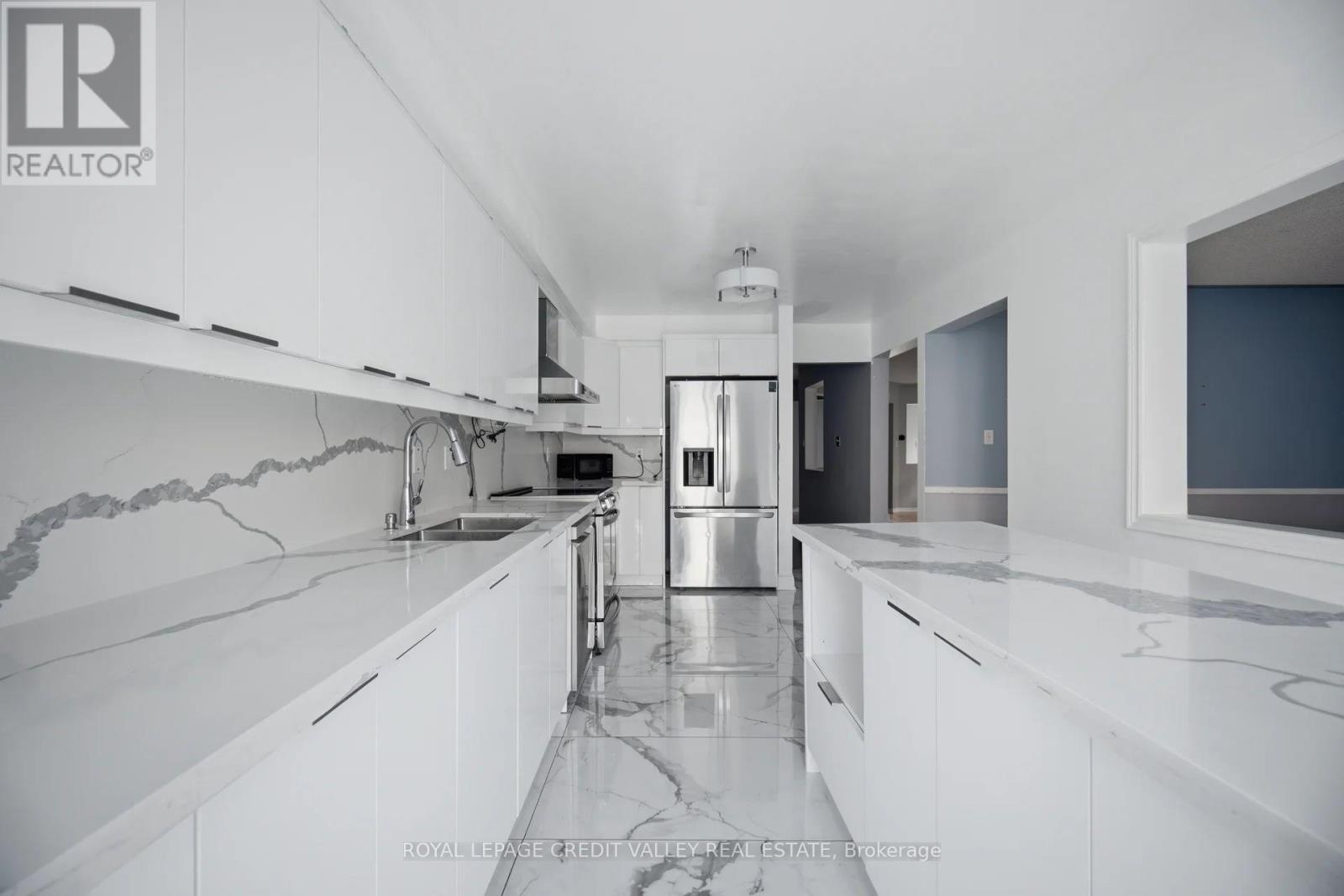 23 Capistro Street, Brampton, Ontario  L7A 3J2 - Photo 14 - W13049506