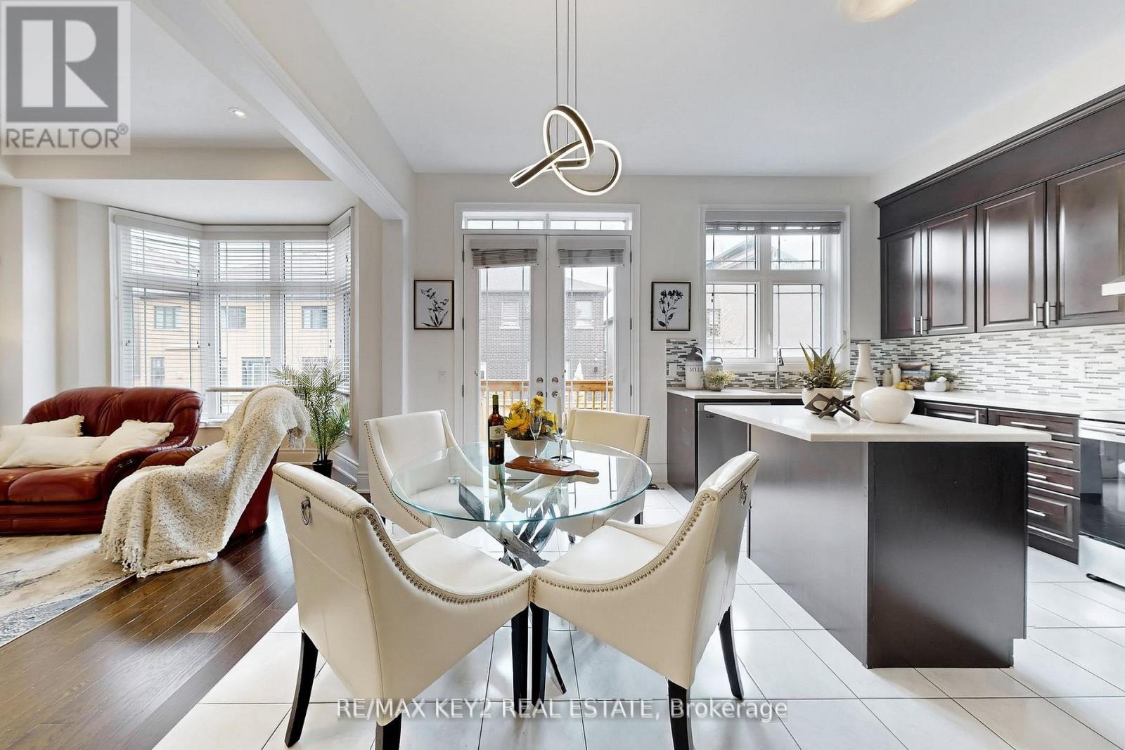 10 Lyle Way, Brampton, Ontario  L6X 5P8 - Photo 11 - W13049508