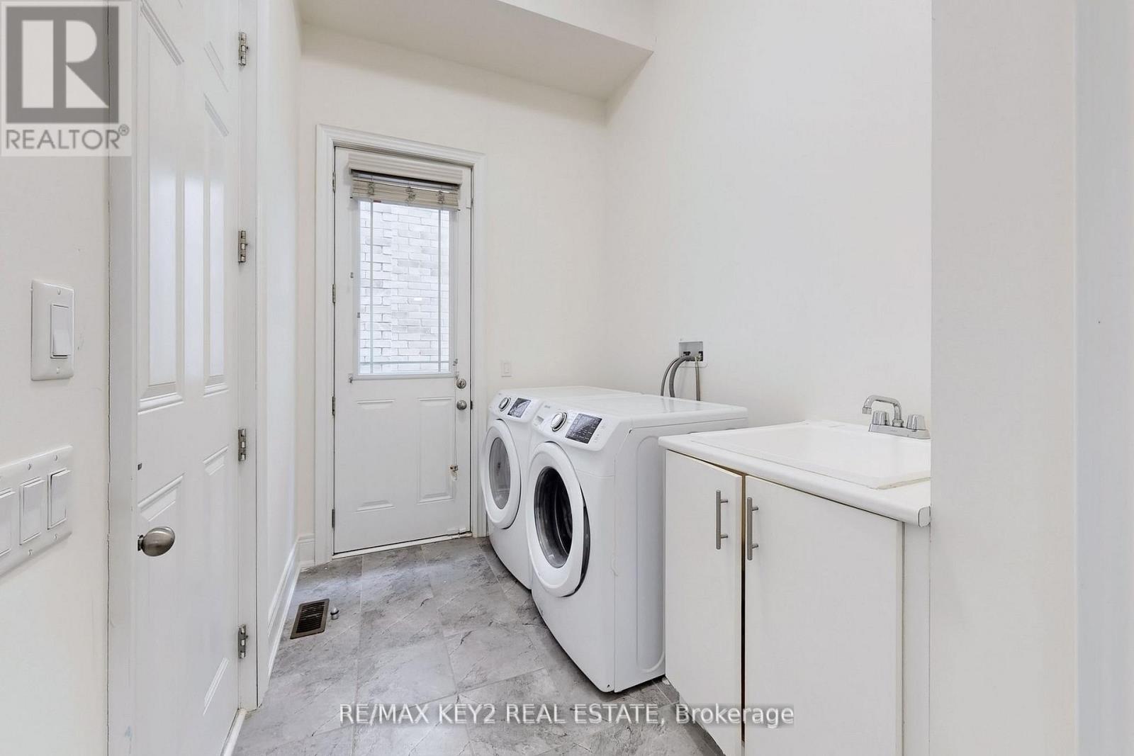 10 Lyle Way, Brampton, Ontario  L6X 5P8 - Photo 23 - W13049508