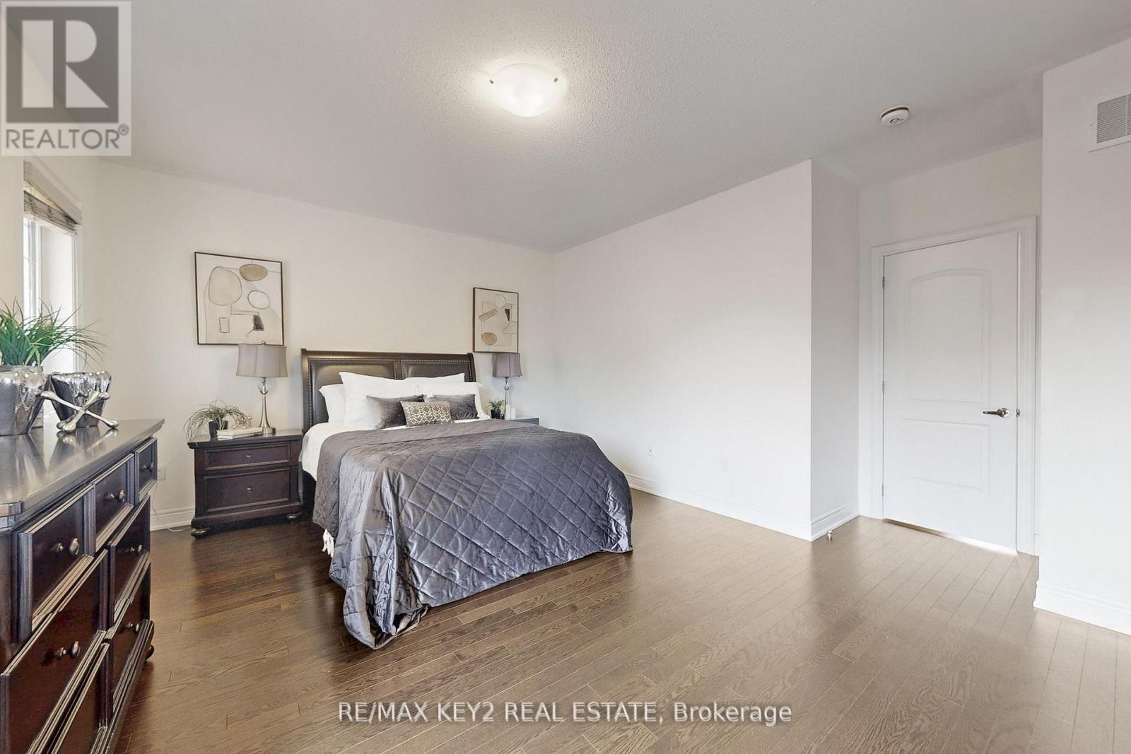 10 Lyle Way, Brampton, Ontario  L6X 5P8 - Photo 27 - W13049508