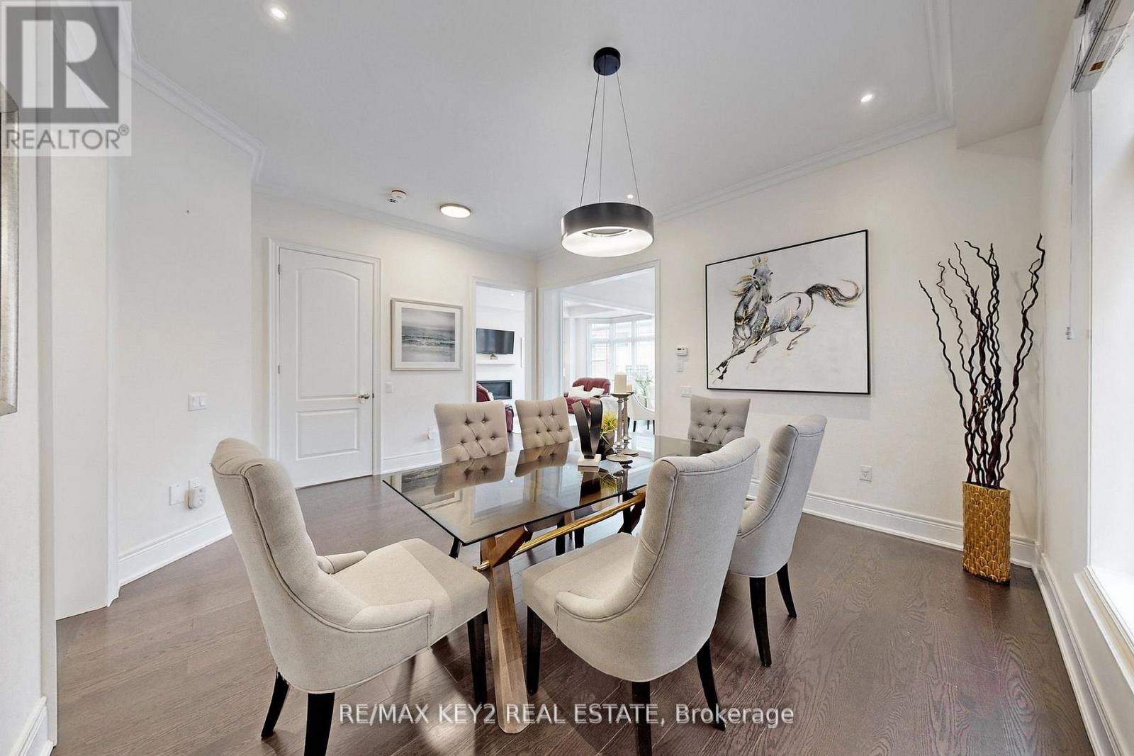 10 Lyle Way, Brampton, Ontario  L6X 5P8 - Photo 3 - W13049508