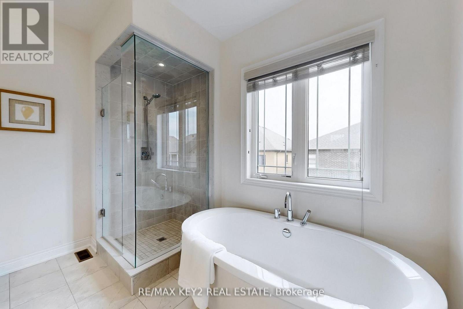 10 Lyle Way, Brampton, Ontario  L6X 5P8 - Photo 33 - W13049508