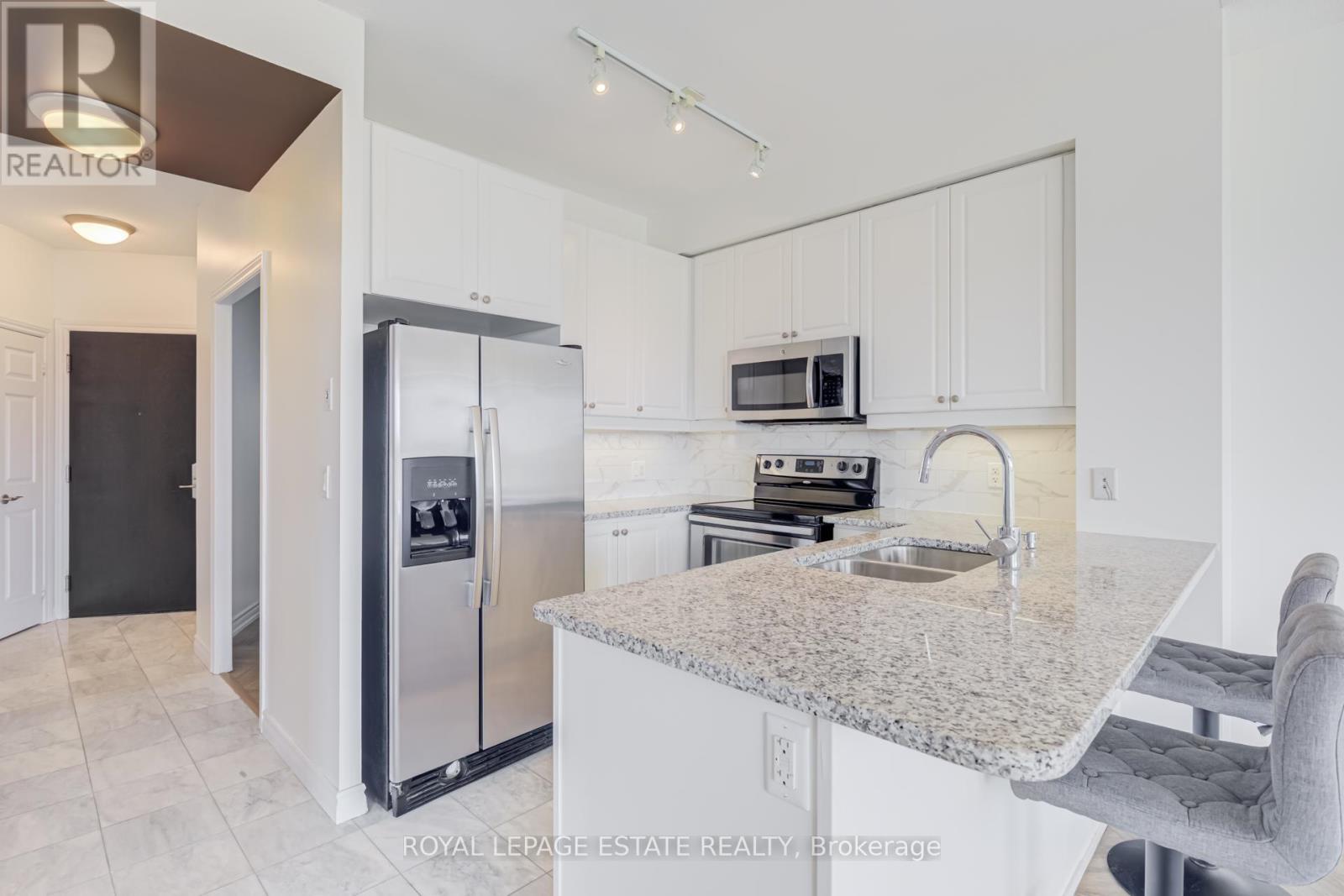 504 - 1135 Royal York Road, Toronto, Ontario  M9A 0C3 - Photo 13 - W13049516