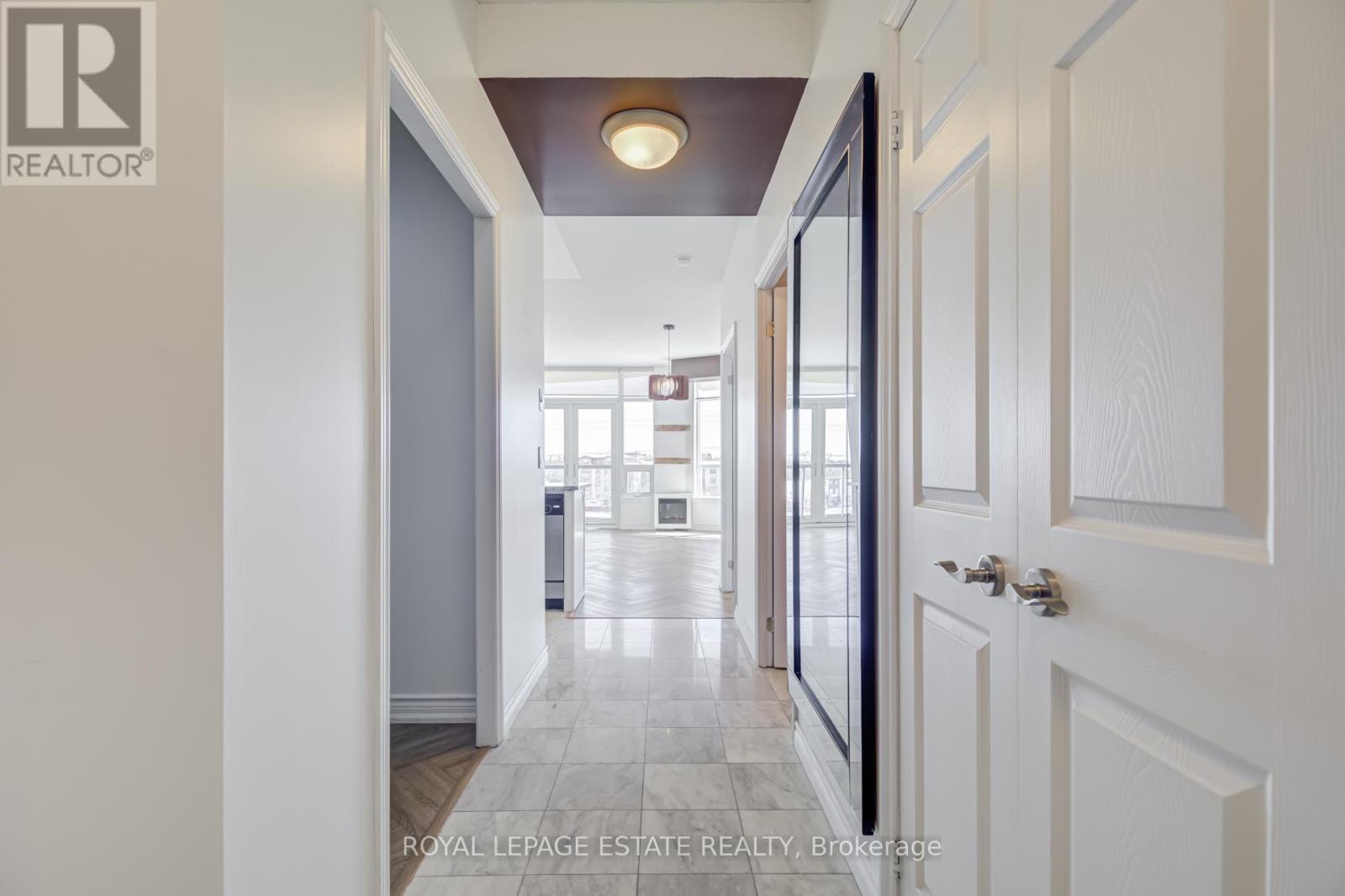 504 - 1135 Royal York Road, Toronto, Ontario  M9A 0C3 - Photo 2 - W13049516