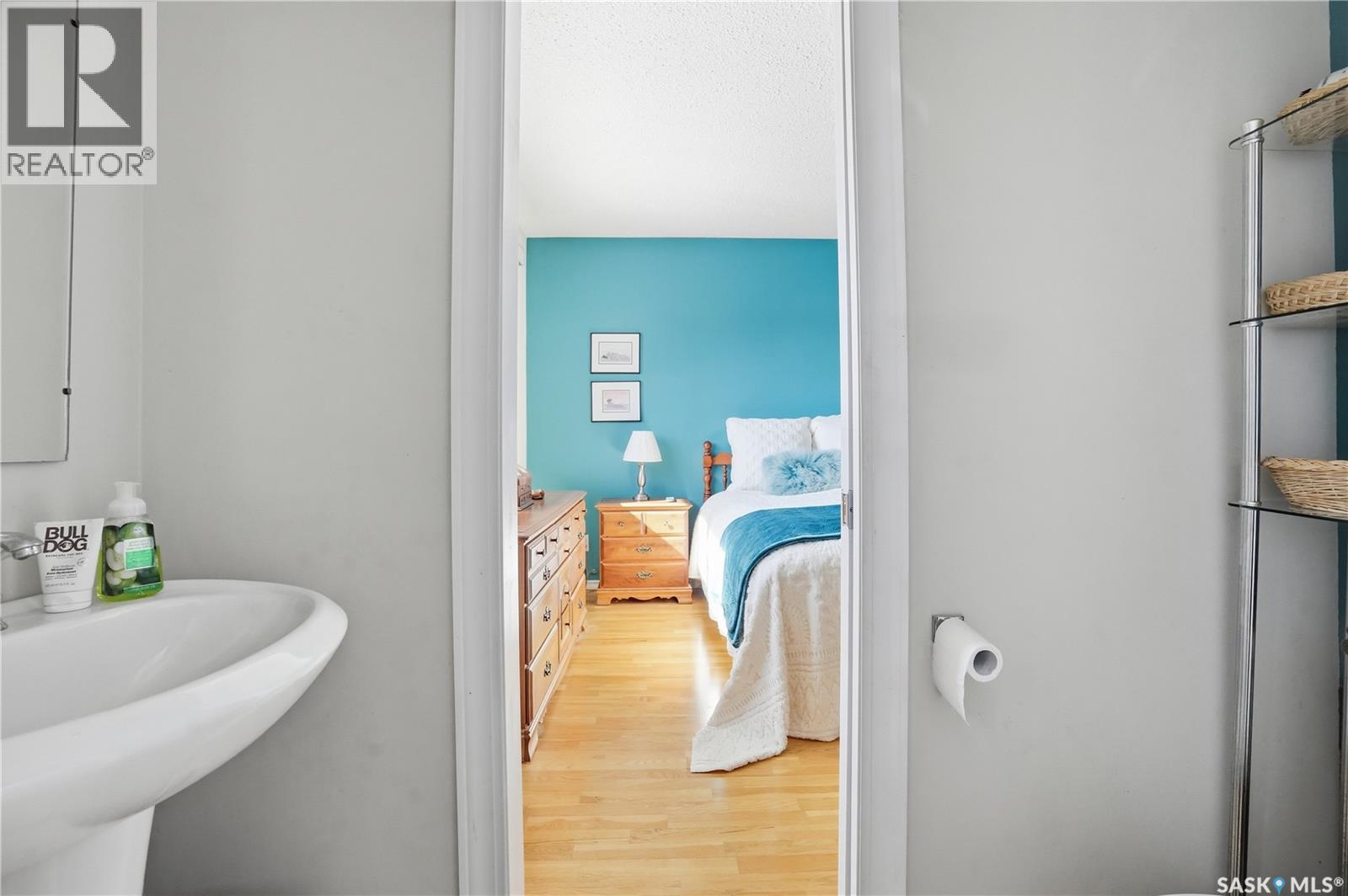 5 Morin Crescent, Gravelbourg, Saskatchewan  S0H 1X0 - Photo 32 - SK033906