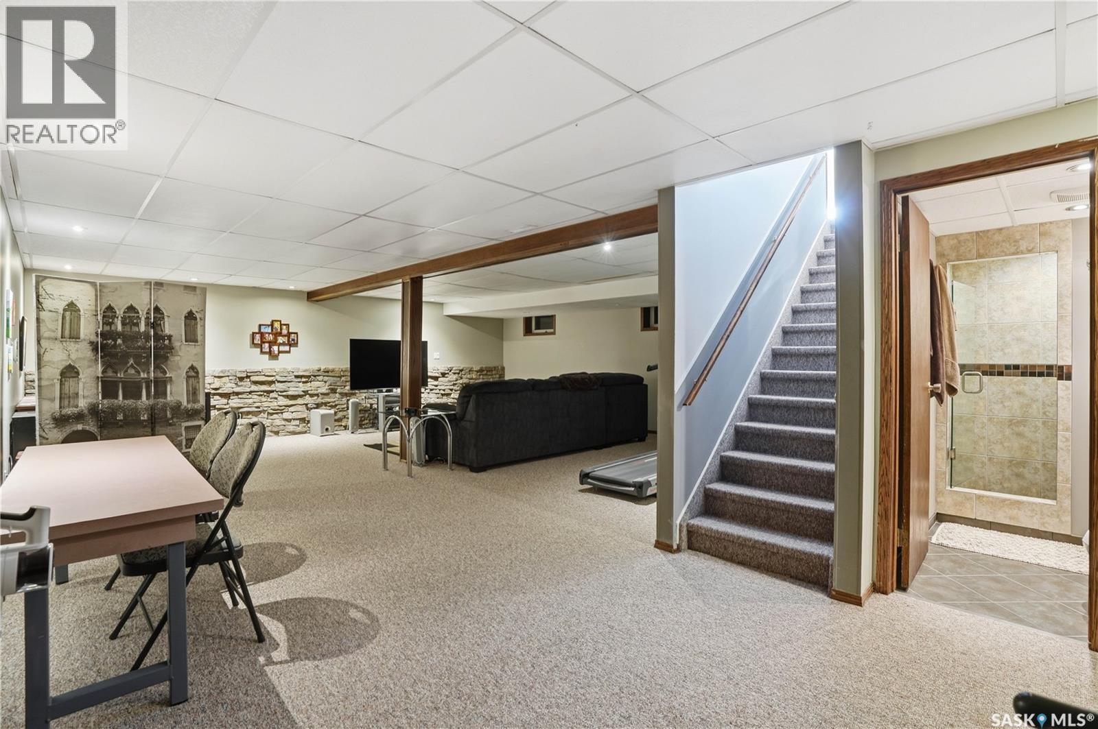 5 Morin Crescent, Gravelbourg, Saskatchewan  S0H 1X0 - Photo 36 - SK033906