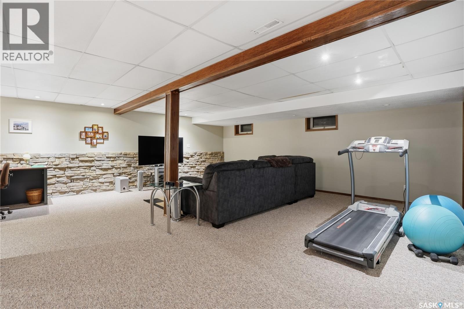 5 Morin Crescent, Gravelbourg, Saskatchewan  S0H 1X0 - Photo 37 - SK033906