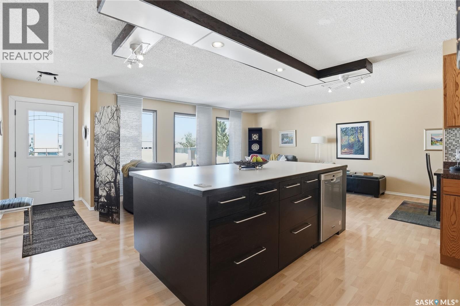 5 Morin Crescent, Gravelbourg, Saskatchewan  S0H 1X0 - Photo 4 - SK033906