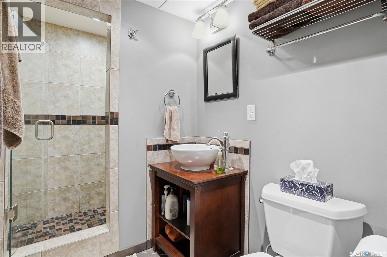 5 Morin Crescent, Gravelbourg, Saskatchewan  S0H 1X0 - Photo 44 - SK033906