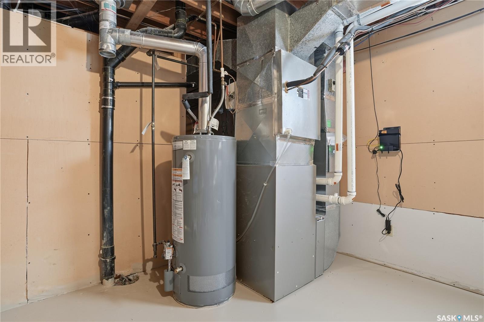 5 Morin Crescent, Gravelbourg, Saskatchewan  S0H 1X0 - Photo 47 - SK033906