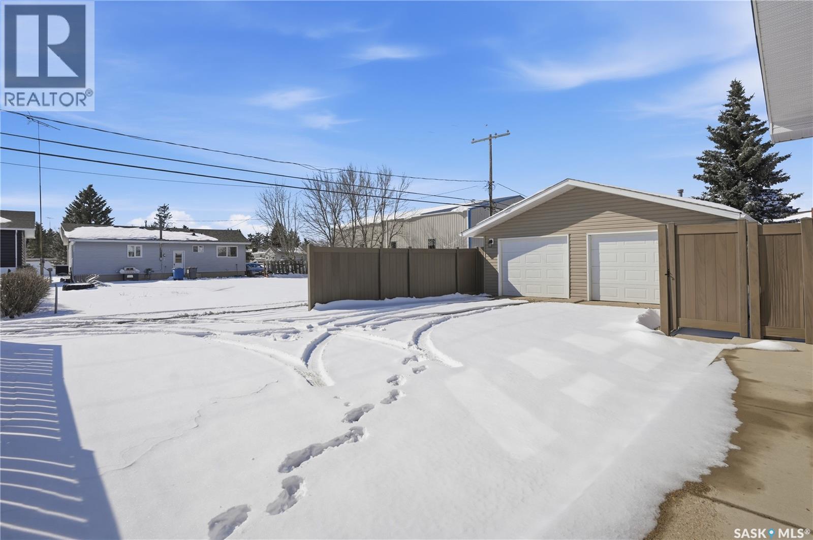 5 Morin Crescent, Gravelbourg, Saskatchewan  S0H 1X0 - Photo 54 - SK033906