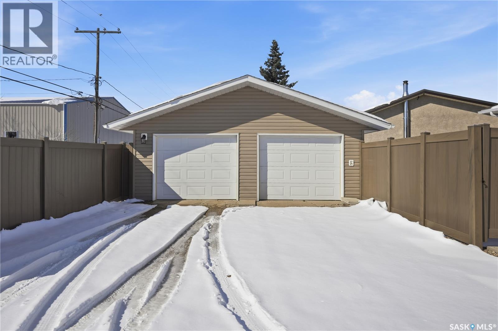 5 Morin Crescent, Gravelbourg, Saskatchewan  S0H 1X0 - Photo 56 - SK033906