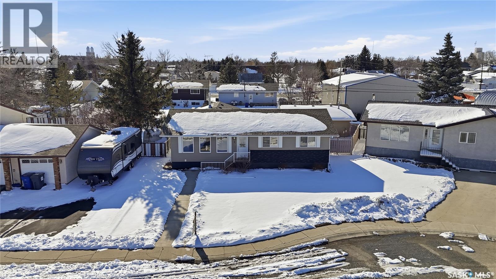 5 Morin Crescent, Gravelbourg, Saskatchewan  S0H 1X0 - Photo 58 - SK033906