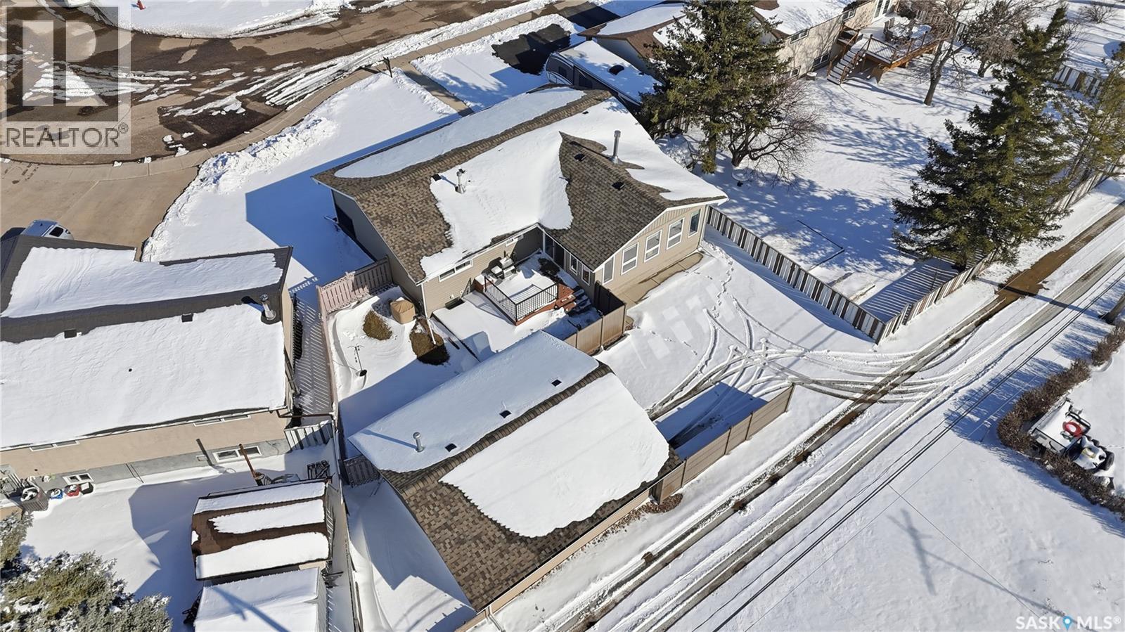 5 Morin Crescent, Gravelbourg, Saskatchewan  S0H 1X0 - Photo 59 - SK033906