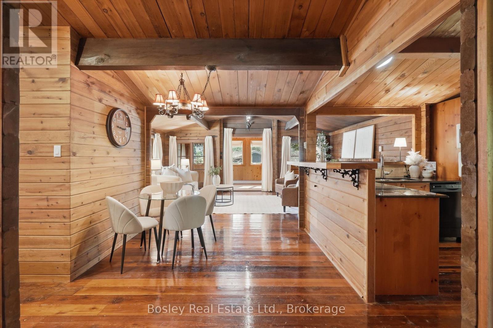 150 St Moritz Crescent, Blue Mountains, Ontario  L9Y 0S6 - Photo 16 - X13049254