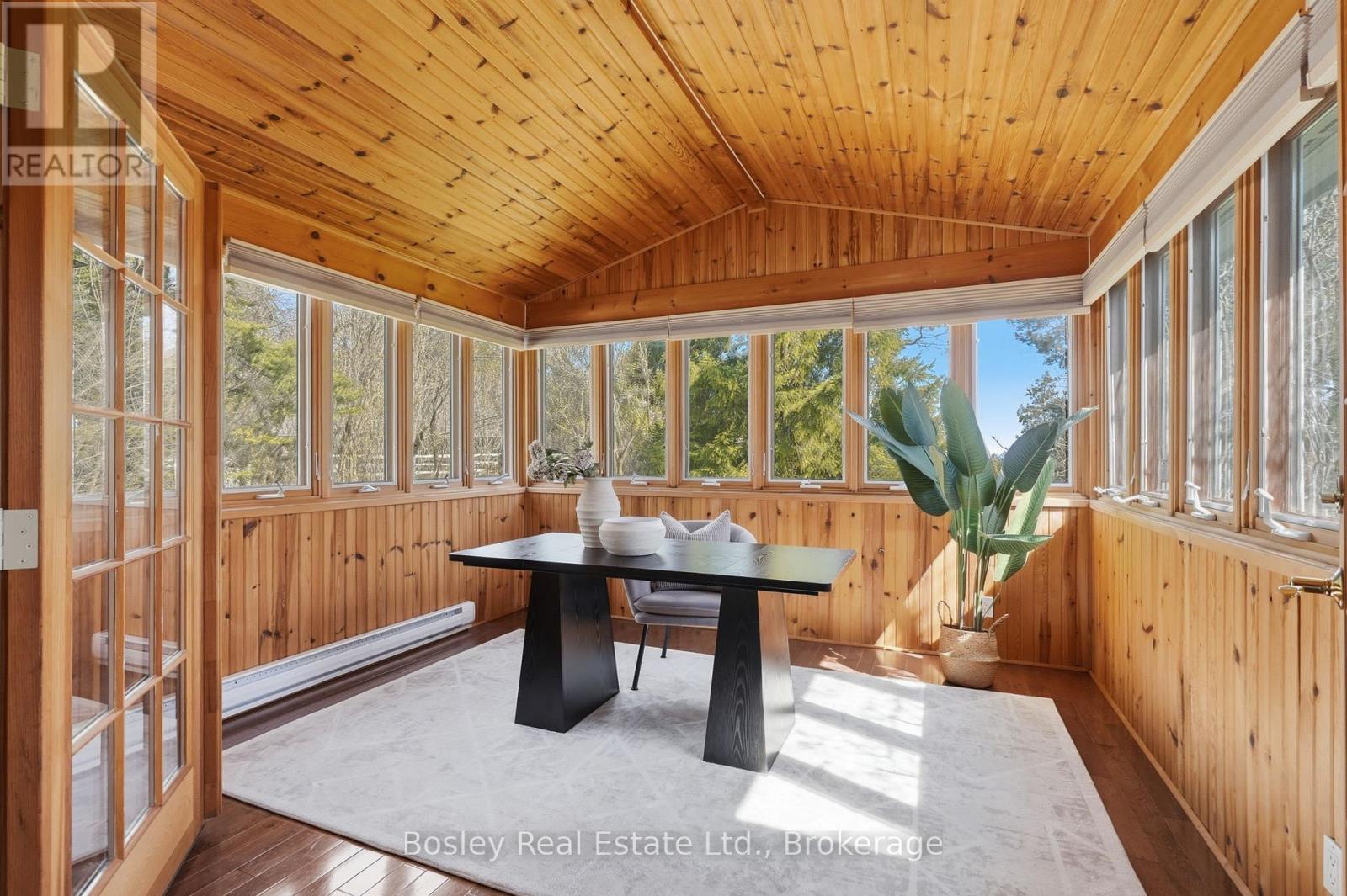 150 St Moritz Crescent, Blue Mountains, Ontario  L9Y 0S6 - Photo 12 - X13049254