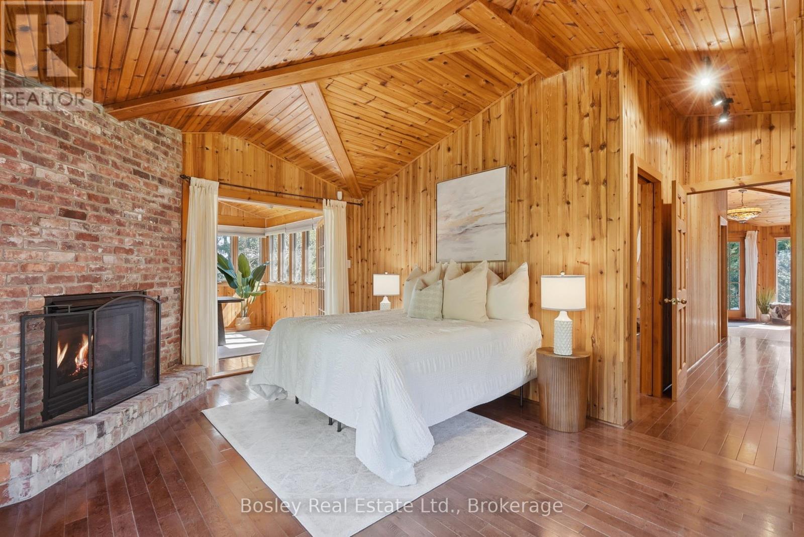 150 St Moritz Crescent, Blue Mountains, Ontario  L9Y 0S6 - Photo 11 - X13049254