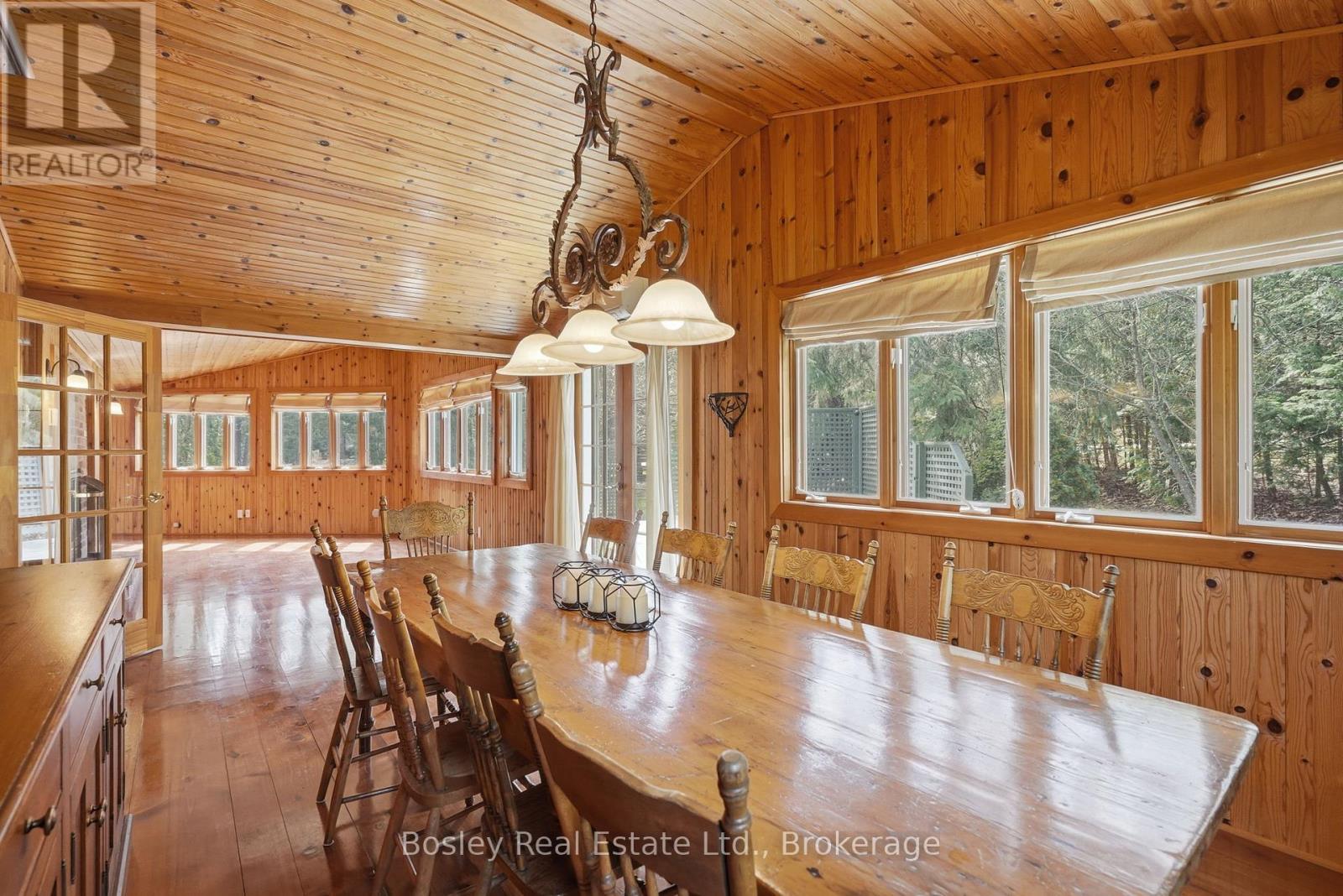 150 St Moritz Crescent, Blue Mountains, Ontario  L9Y 0S6 - Photo 25 - X13049254