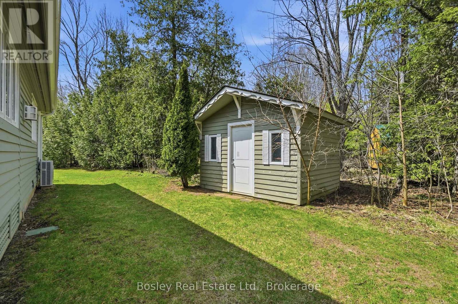 150 St Moritz Crescent, Blue Mountains, Ontario  L9Y 0S6 - Photo 33 - X13049254