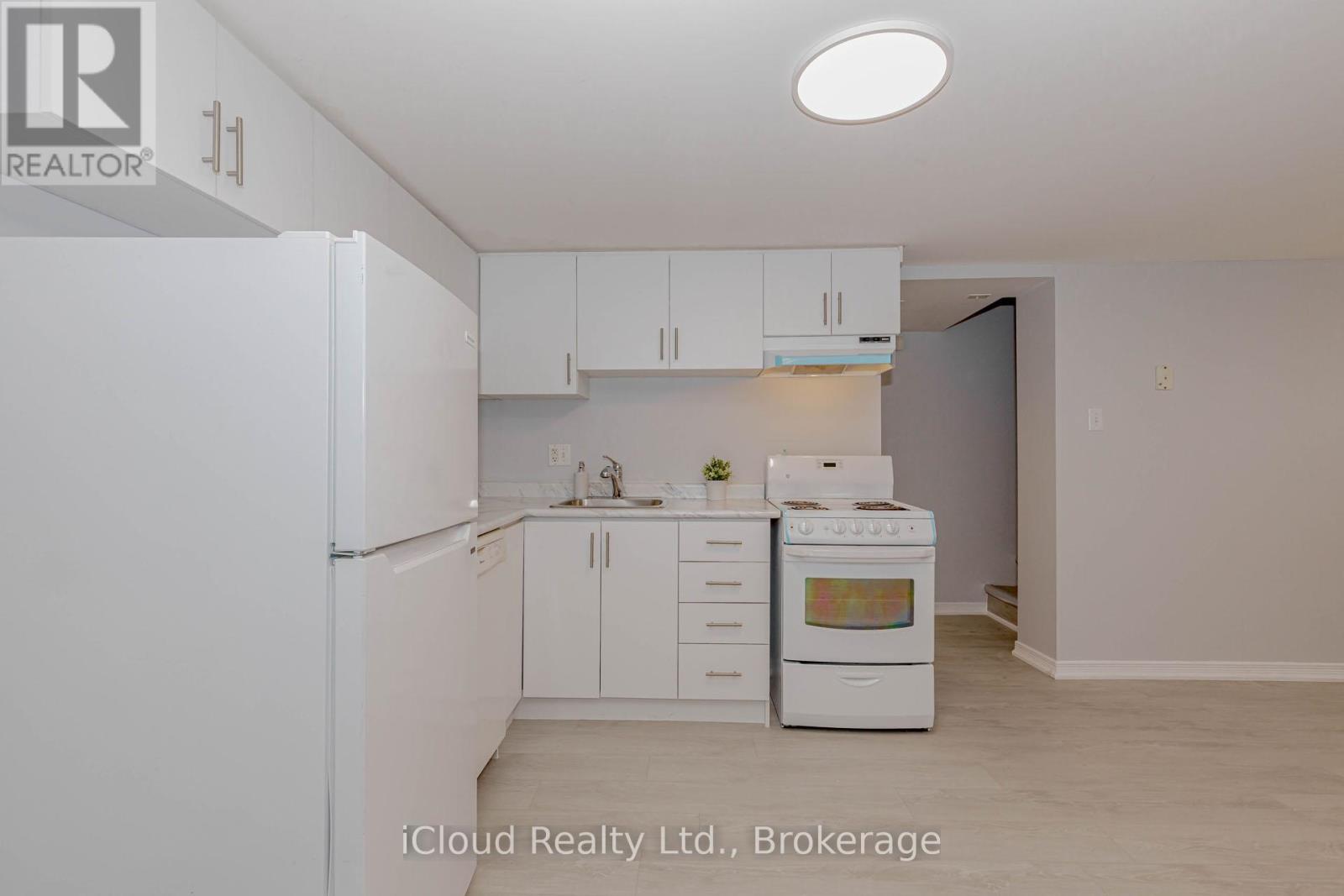 28 Hoffman Street, Kitchener, Ontario  N2M 3M7 - Photo 41 - X13049458