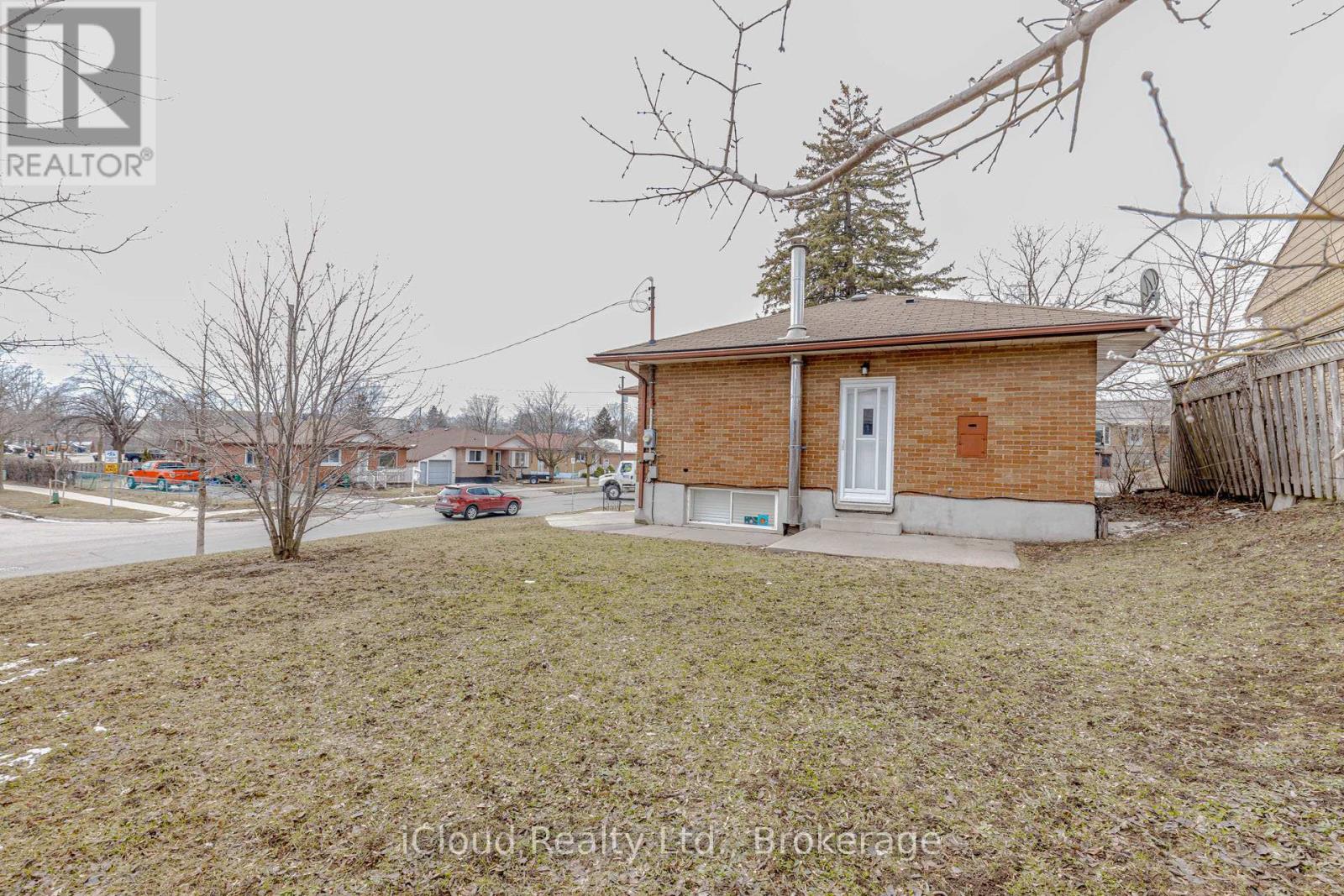 28 Hoffman Street, Kitchener, Ontario  N2M 3M7 - Photo 47 - X13049458