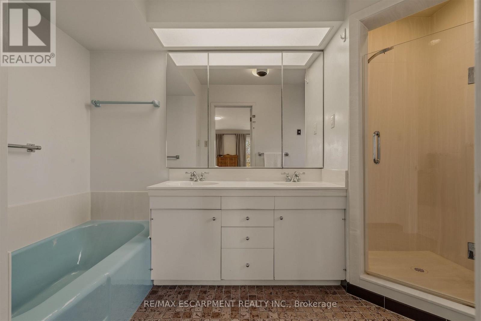 88 Bertram Drive, Hamilton, Ontario  L9H 4T7 - Photo 30 - X13049478