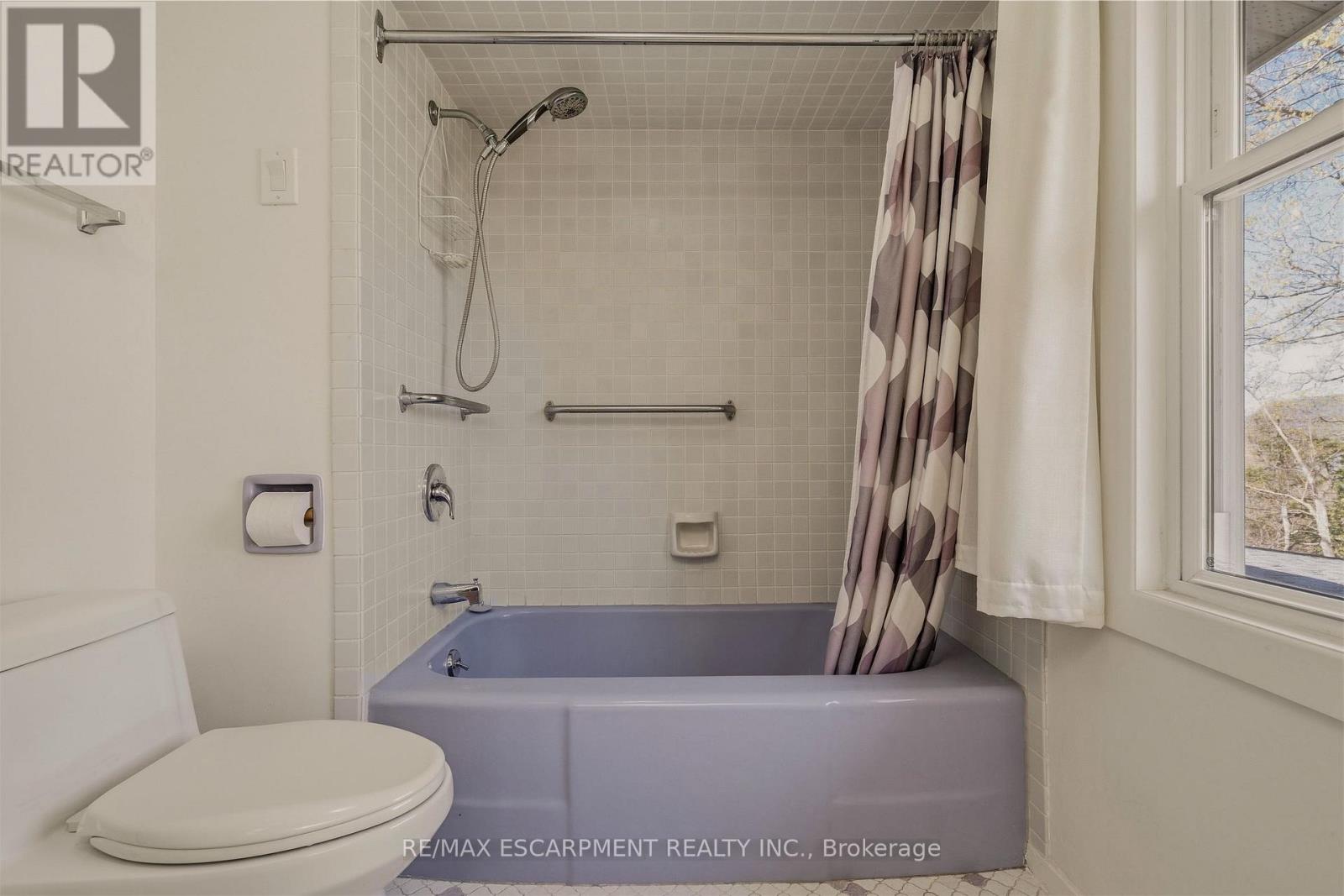 88 Bertram Drive, Hamilton, Ontario  L9H 4T7 - Photo 34 - X13049478