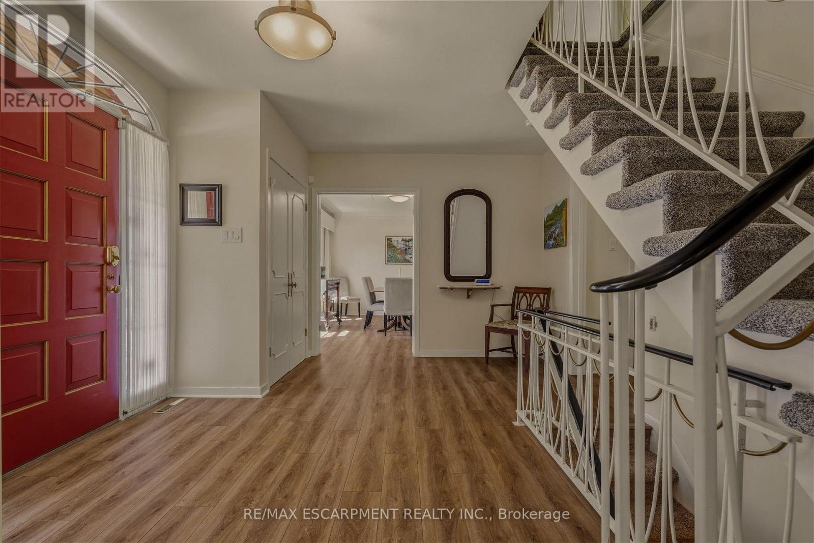 88 Bertram Drive, Hamilton, Ontario  L9H 4T7 - Photo 4 - X13049478