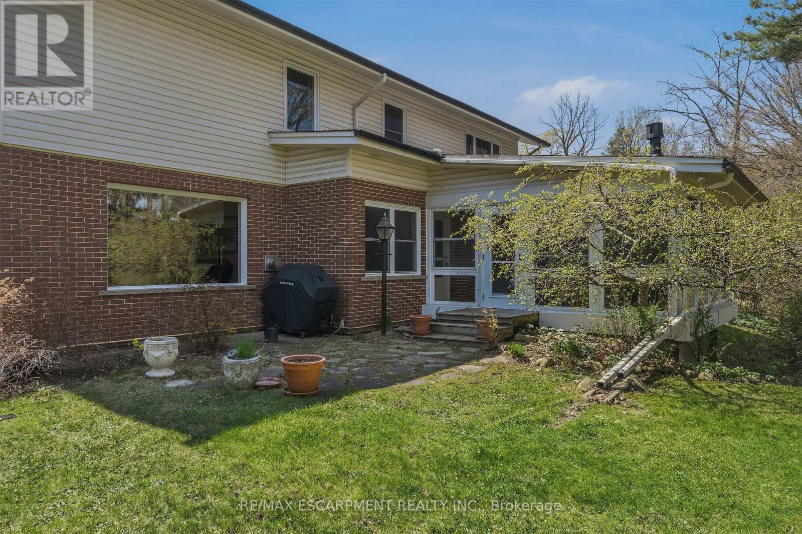 88 Bertram Drive, Hamilton, Ontario  L9H 4T7 - Photo 47 - X13049478
