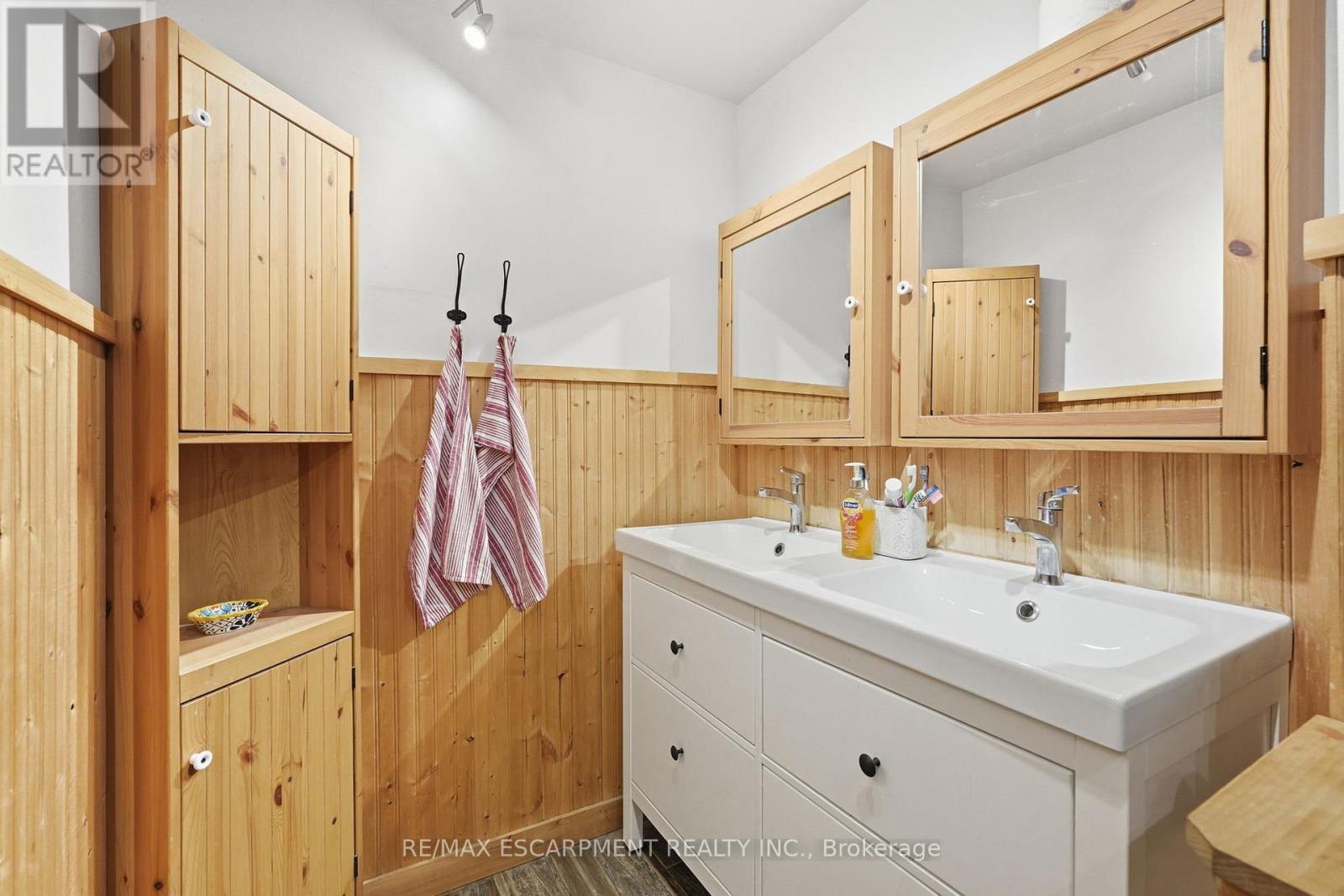 222 Concession 11 E, Hamilton, Ontario  L8B 1H8 - Photo 32 - X13049534