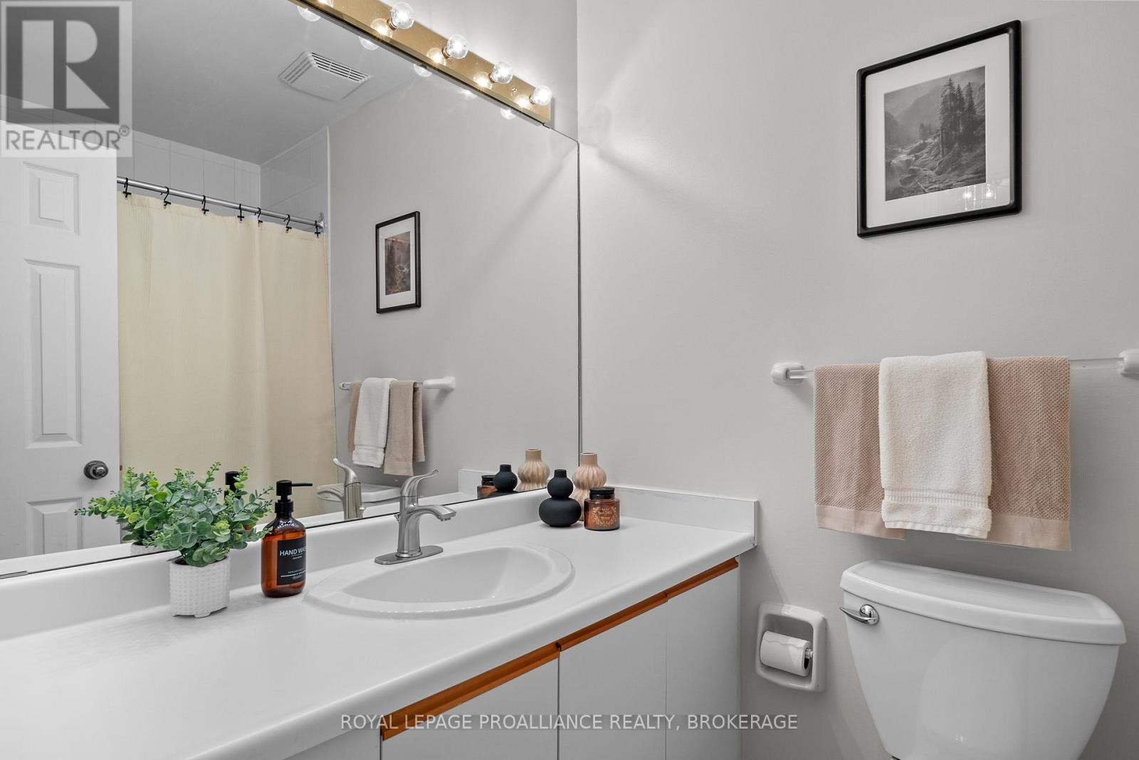 66 - 1 Place D'armes, Kingston, Ontario  K7K 6S4 - Photo 24 - X12758864