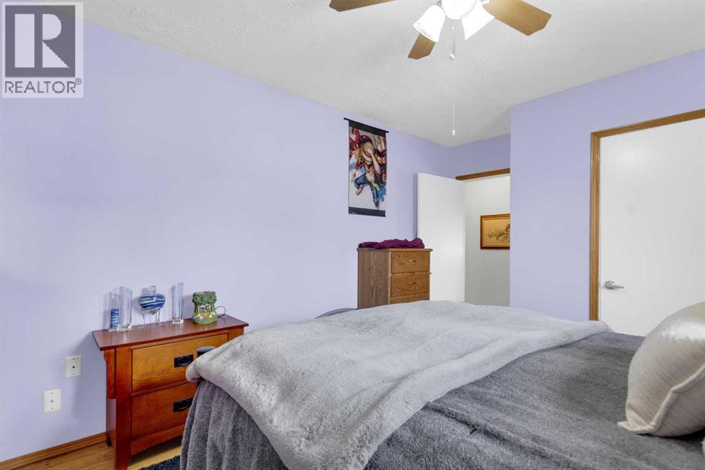 305 3 Street S, Vulcan, Alberta  T0L 2B0 - Photo 17 - A2305501
