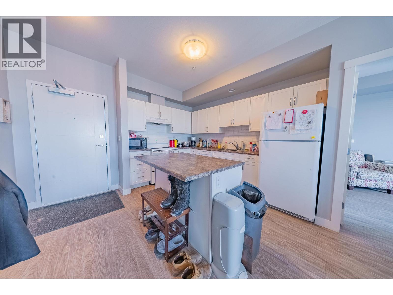 410 10307 112 Street, Fort St. John, British Columbia  V1J 0N6 - Photo 3 - R3116008