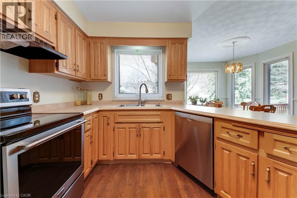 11 Darlington Place, Kitchener, Ontario  N2A 3M3 - Photo 11 - 40818883