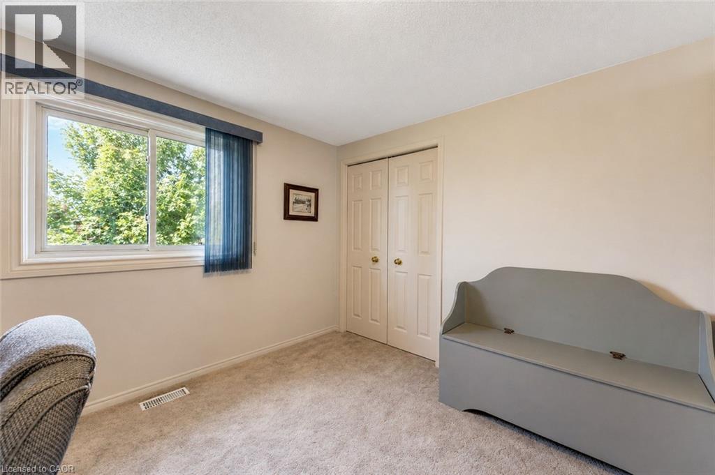 11 Darlington Place, Kitchener, Ontario  N2A 3M3 - Photo 34 - 40818883