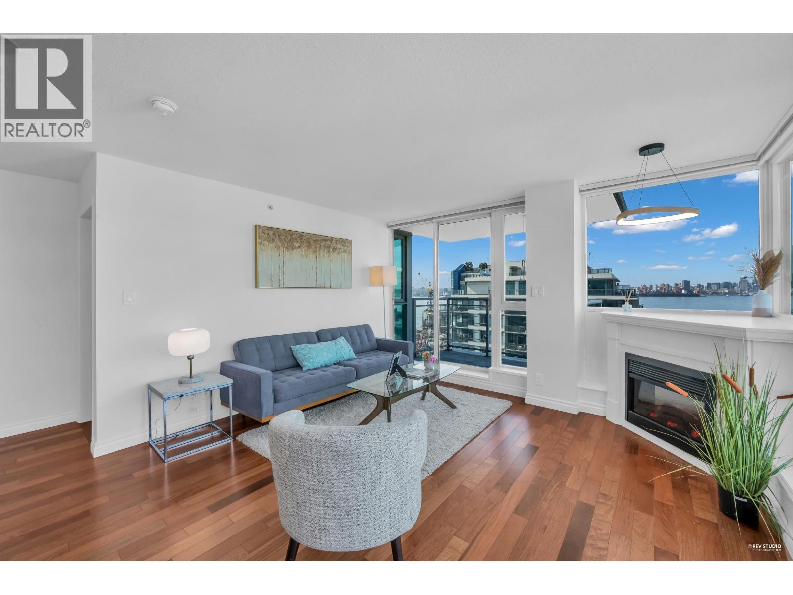 1206 188 E Esplanade, North Vancouver, British Columbia  V7L 4Y1 - Photo 5 - R3116155