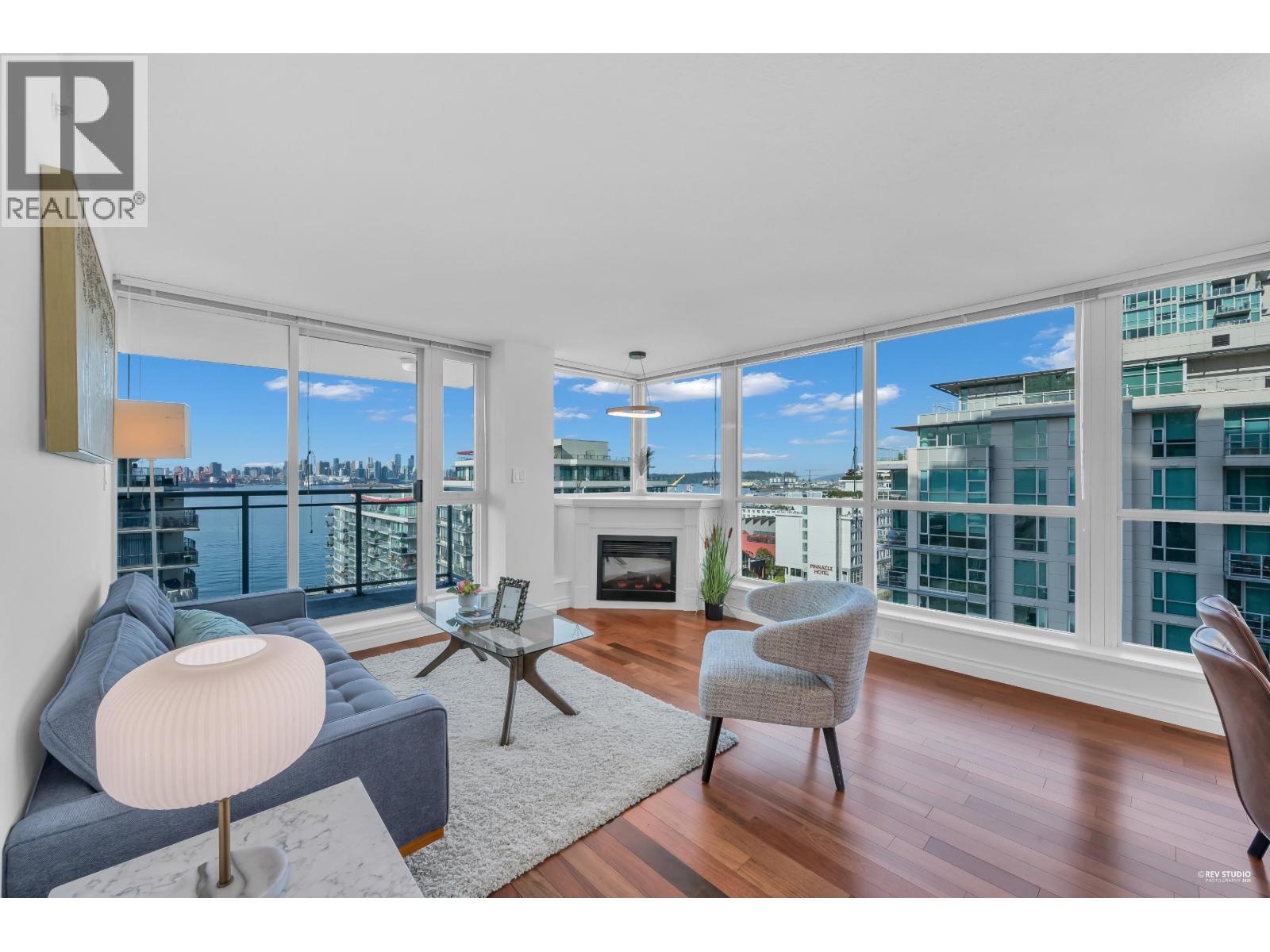 1206 188 E Esplanade, North Vancouver, British Columbia  V7L 4Y1 - Photo 7 - R3116155