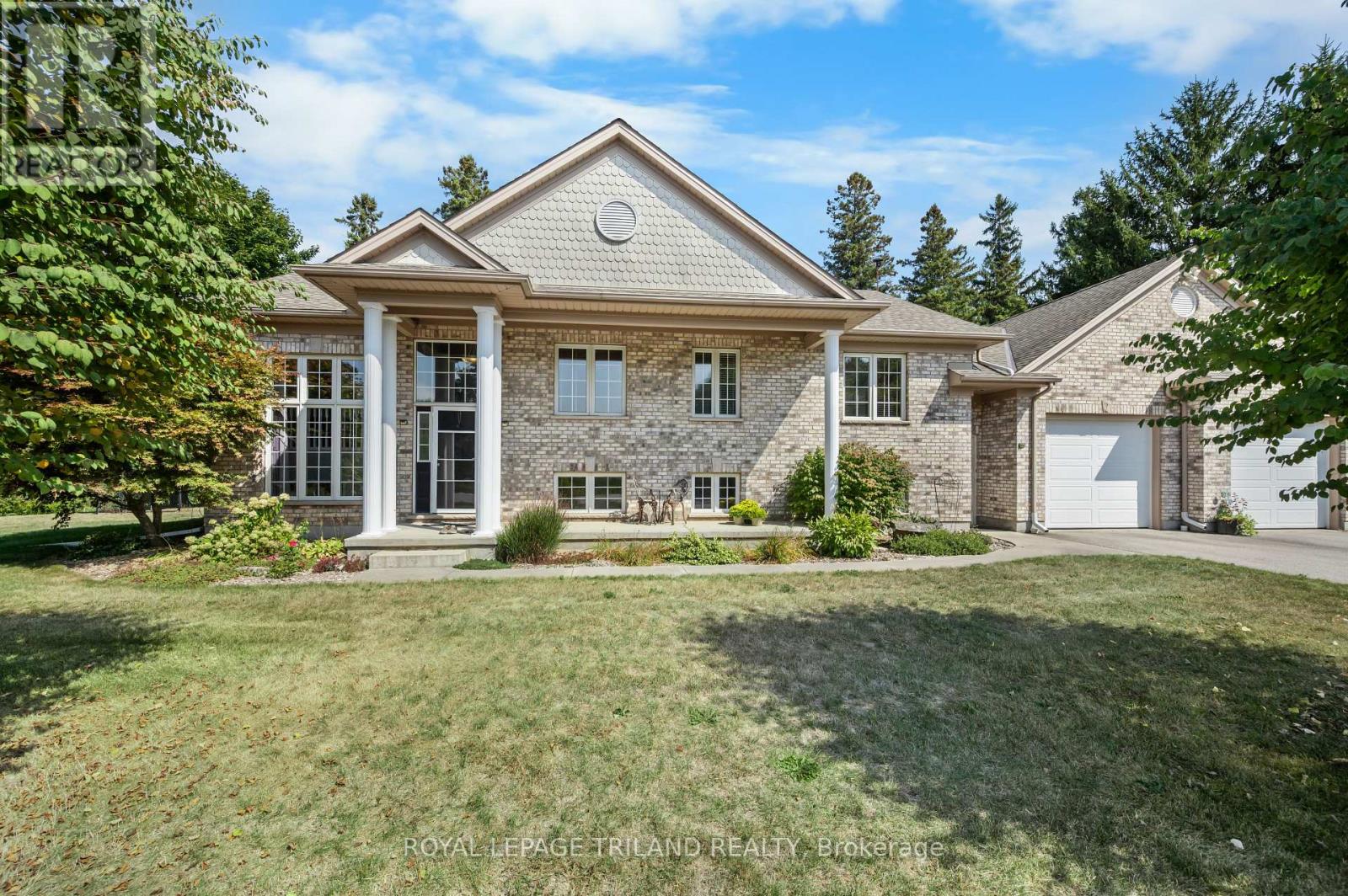 2670 Putnam Road, Thames Centre, Ontario  N0L 2B0 - Photo 2 - X13049606