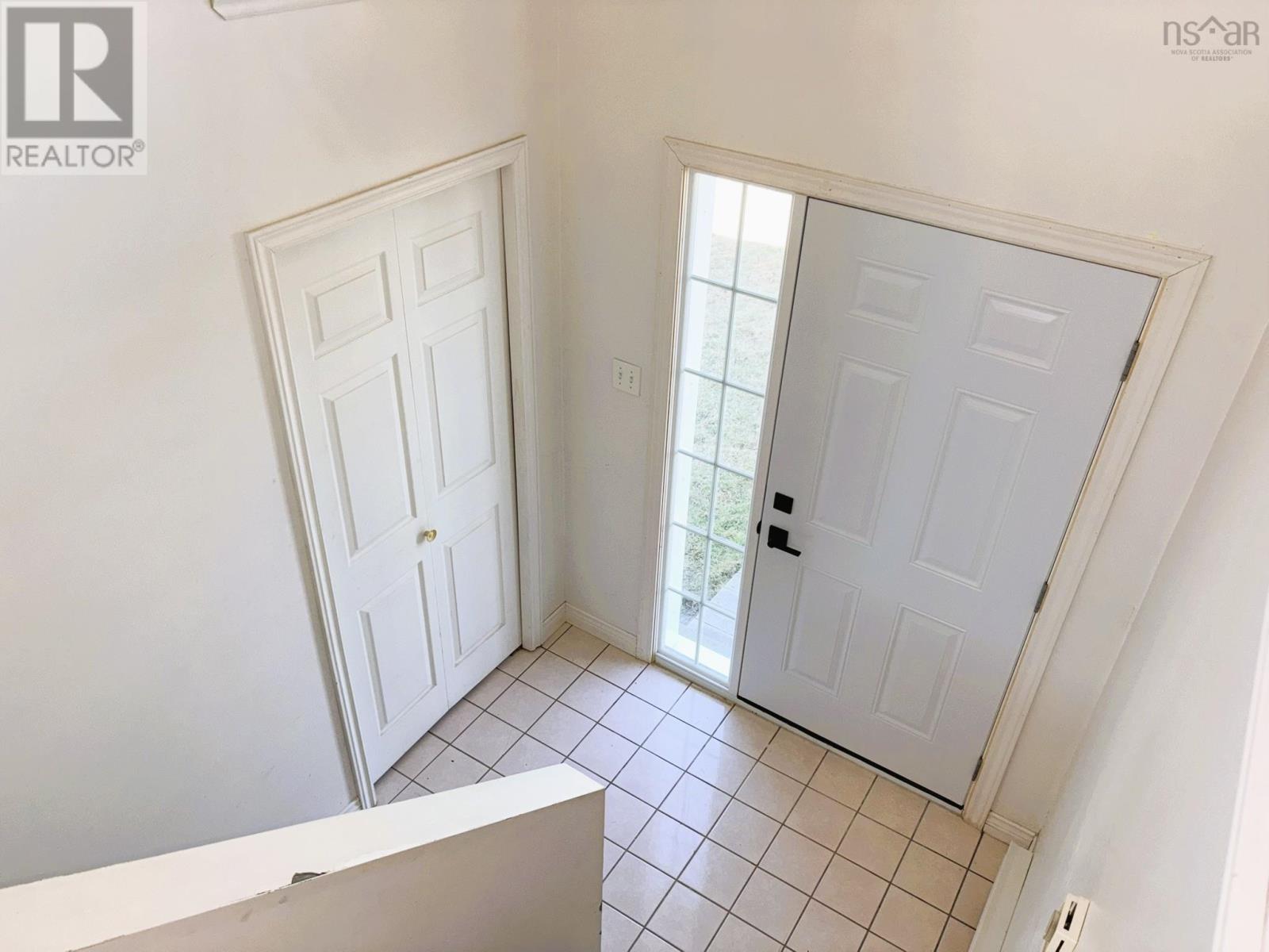 429 Cow Bay Road, Eastern Passage, Nova Scotia  B3G 1J4 - Photo 5 - 202608744