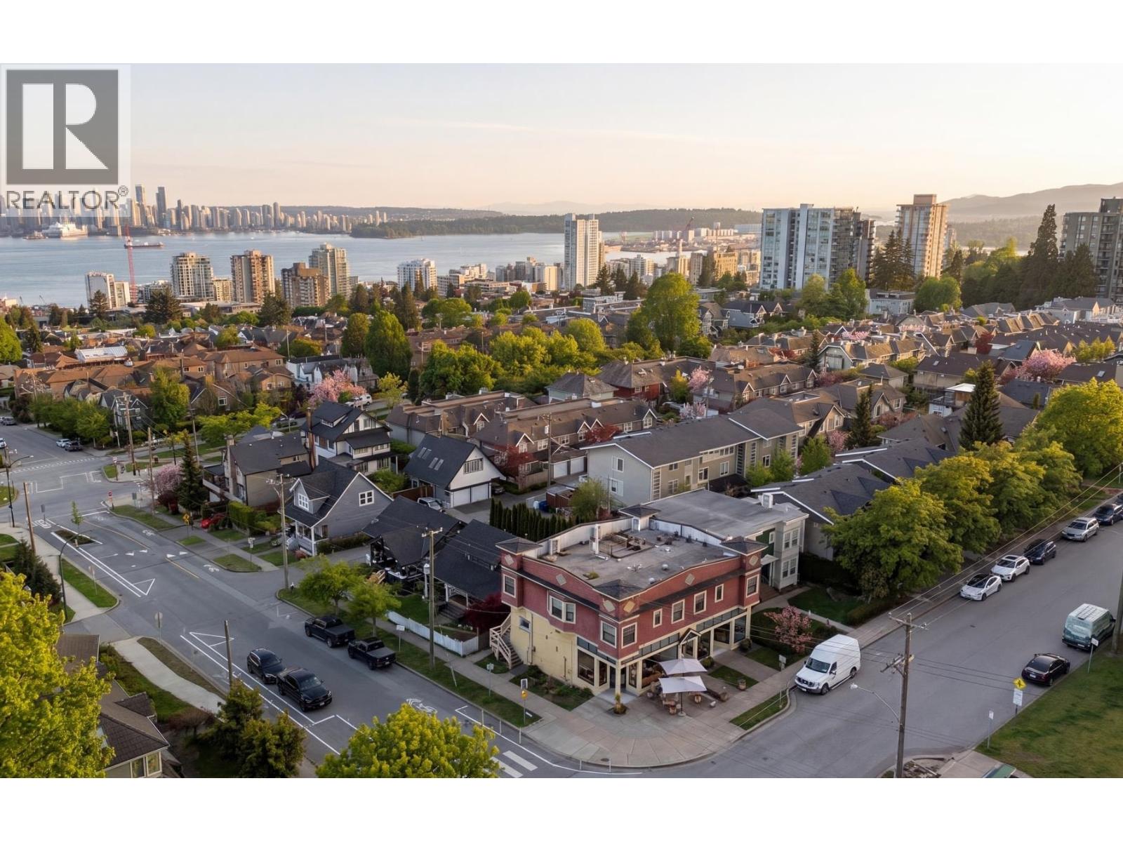 737-745 St. Andrews Avenue, North Vancouver, British Columbia  V7L 3L1 - Photo 37 - R3113769